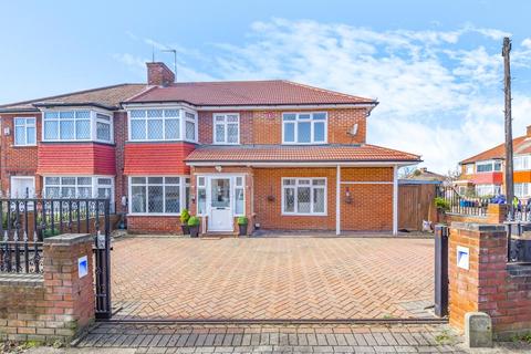 2 Wetheral Drive, Stanmore, HA7 2HN