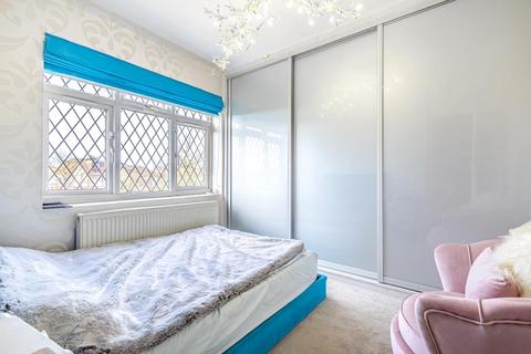 2 Wetheral Drive, Stanmore, HA7 2HN