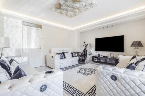 2 Wetheral Drive, Stanmore, HA7 2HN