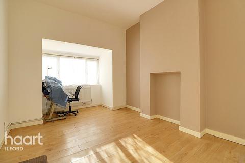 113 Albert Road, Ilford, IG1 1HS