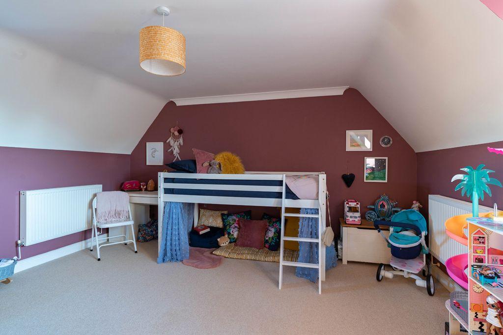 Bedroom 3 (Double)