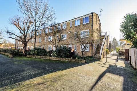 111 Woolstaplers Way, London, SE16 3UU