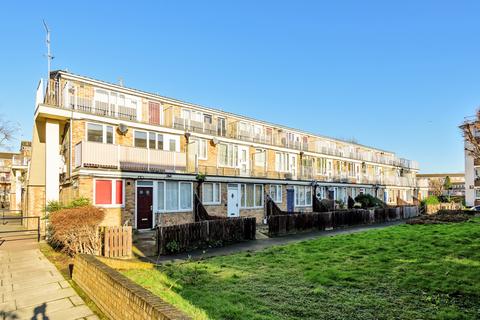 111 Woolstaplers Way, London, SE16 3UU