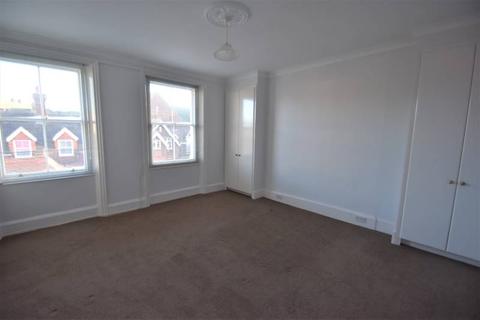 2 bedroom flat to rent - Hardwick Road, Eastbourne BN21