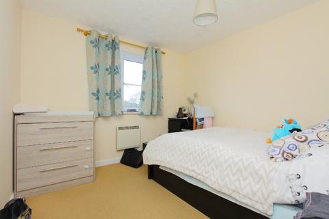 21 Bentall Place, Andover, SP10 2JA