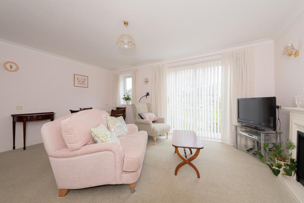 Ashtead Village 1 bed retirement property £295,000