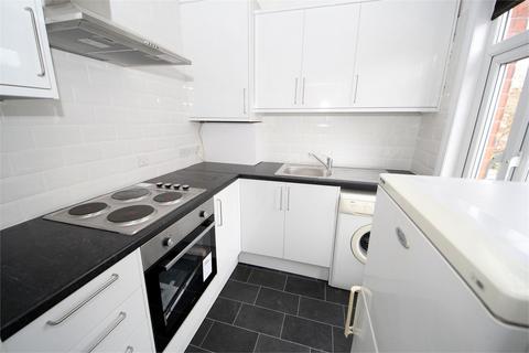 2 bedroom flat to rent, Ulleswater Road, Southgate N14