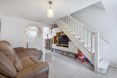 5 Alderwood, Chineham, Basingstoke, RG24 8TU