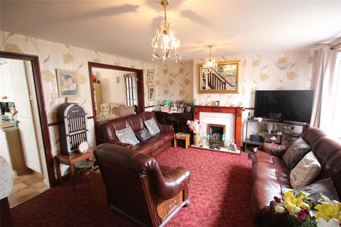 9 Edgewood Drive, Luton, LU2 8ER