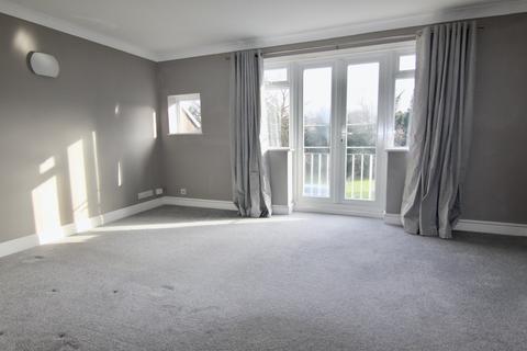 2 bedroom apartment to rent - Hollingsworth Court, Lovelace Gardens, Surbiton
