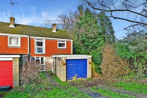 3 bedroom end of terrace house for sale - The Glebe, Cuxton, Rochester, Kent