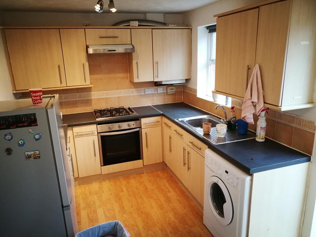Jellicoe Avenue, Stapleton, Bristol, Avon 4 bed semidetached house £