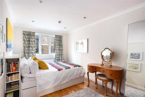 10b Brett Road, London, E8 1JP