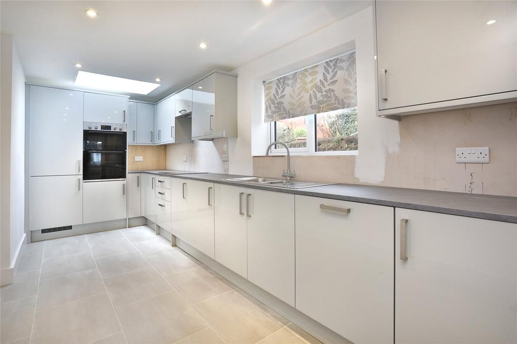 Robertson Road, Brighton, East Sussex, BN1 4 bed terraced house £