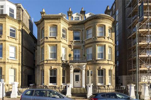 2 bedroom apartment to rent - Grand Avenue, Hove, East Sussex, BN3