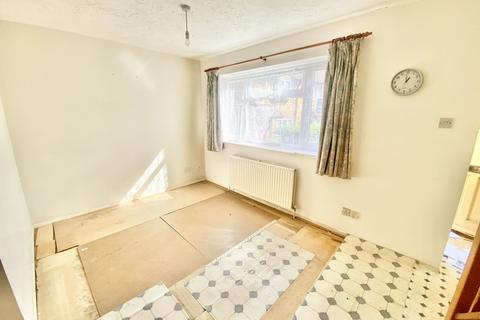 5 Tintern Path, London, NW9 7RX