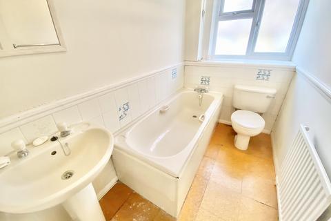 5 Tintern Path, London, NW9 7RX