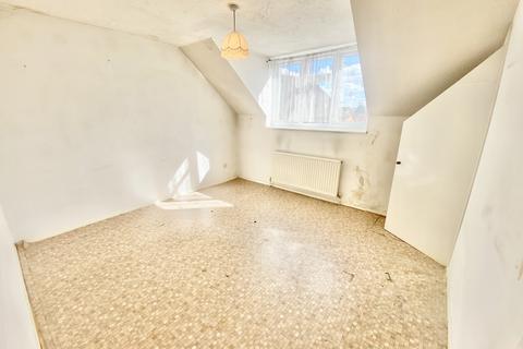 5 Tintern Path, London, NW9 7RX