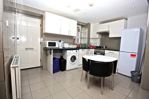 1 bedroom in a flat share to rent - Stanfield House, 12-40 Frampton Street, St Johns Wood, London, NW8