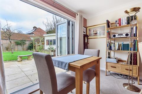 3 bedroom detached house for sale - Springbank, Chichester, PO19