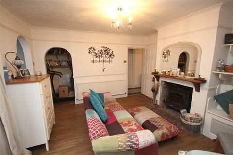 4 bedroom semi-detached house for sale - Mansfield Road, Ringwood, Hampshire, BH24