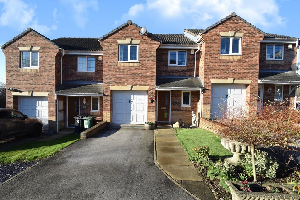No onward chain. an immaculate three bedroom mid