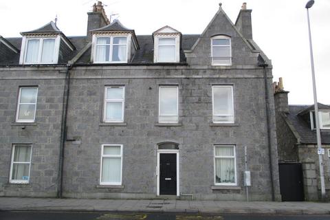 1 bedroom flat to rent, Holburn Street, First Right,