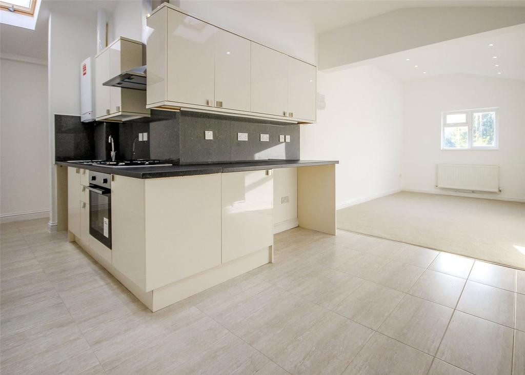 Fowlers Lane, Bracknell, Berkshire, RG42 2 bed house £400,000