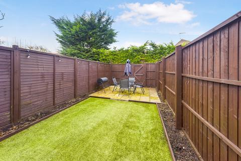 35 Juniper Close, Thetford, IP24 2YG