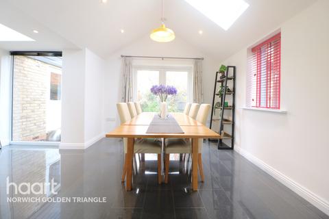 4 bedroom detached house for sale - Nightingdale Drive, Norwich