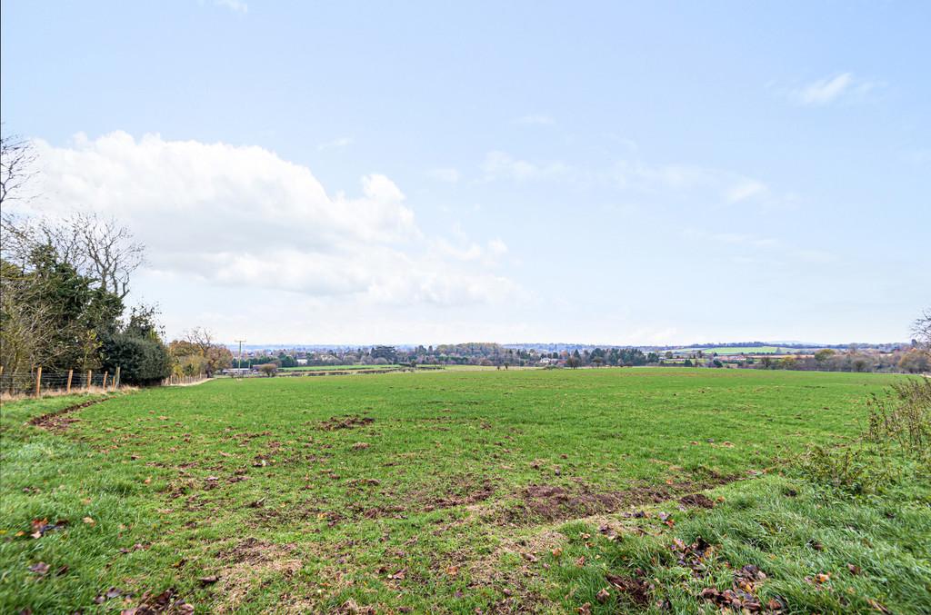 View south towards Kidderminster