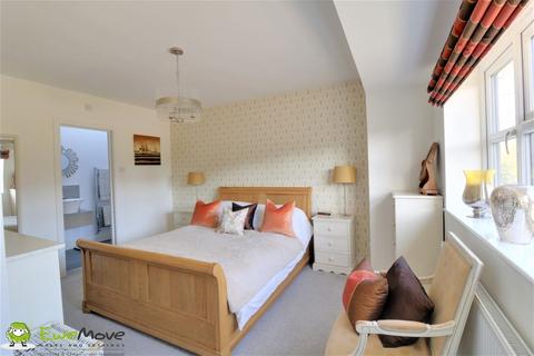 72 Efflinch Lane, Barton Under Needwood, Burton-on-trent, DE13 8EU