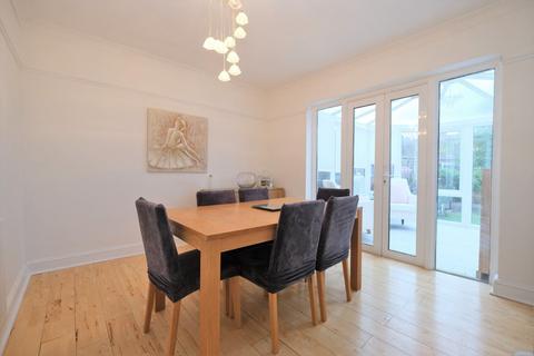11 Kevington Close, Orpington, BR5 2NX