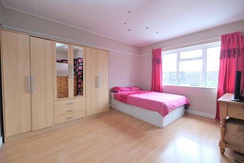 11 Kevington Close, Orpington, BR5 2NX