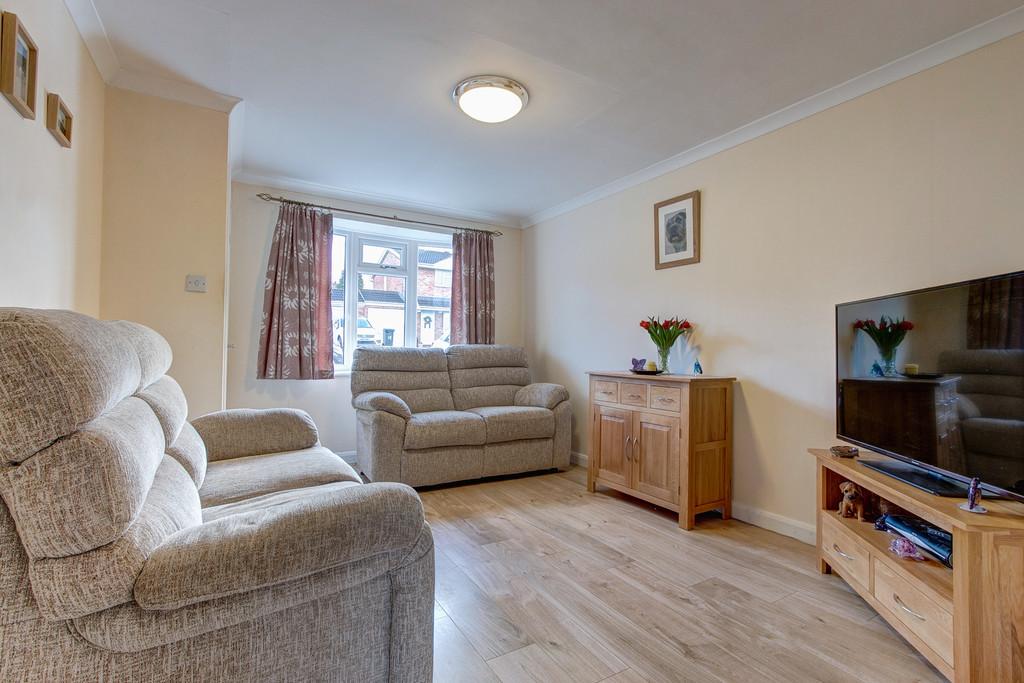 Packwood Close, heath, Redditch... 2 bed detached house £265,000