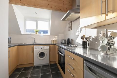 16 Chantry Gate, Bishops Cleeve, Cheltenham, GL52 8UR