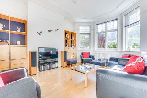 5 Clifton Road, London, N22 7XN