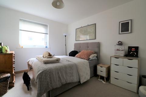 1 bedroom apartment to rent - Heia Wharf, Hawkins Road