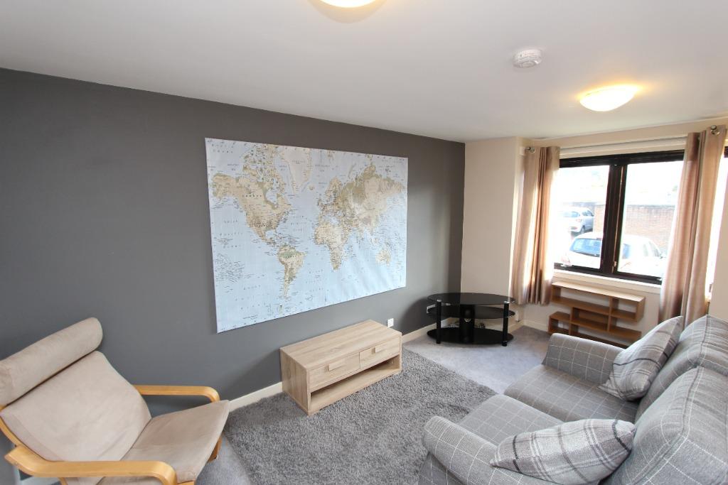 Appin Terrace, Slateford, Edinburgh, EH14 2 bed flat £1,250 pcm (£288 pw)