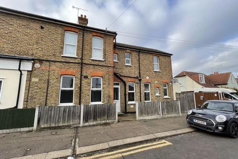 1 bedroom flat to rent, Westborough Road, Westcliff-On-Sea