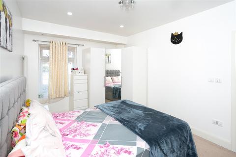 15 Foxleys, Watford, WD19 5DB