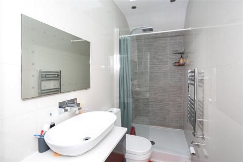 15 Foxleys, Watford, WD19 5DB