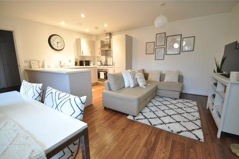 2 bedroom apartment for sale - Victoria Road, Horley, Surrey, RH6