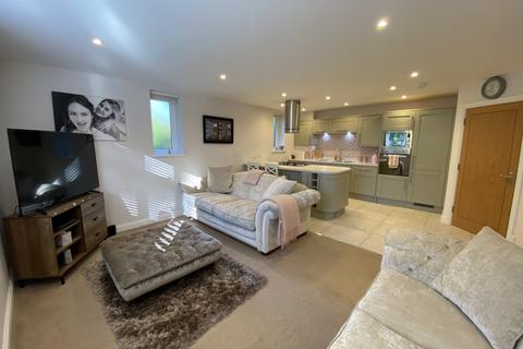 2 bedroom flat to rent - Talbot Avenue, Bournemouth, Dorset