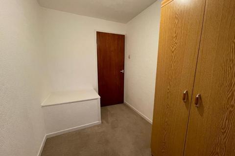 15 Burghley Drive, West Bromwich, B71 3LX