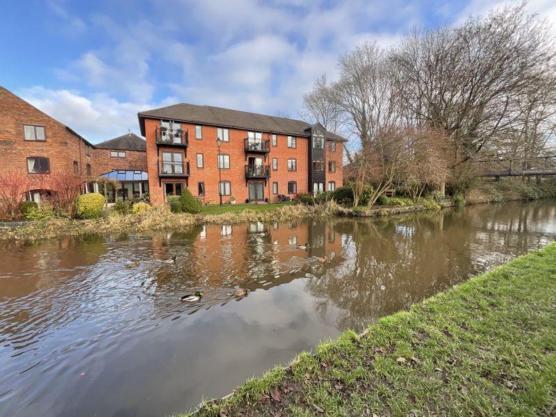 Stafford Street, Stone 1 bed retirement property £125,000