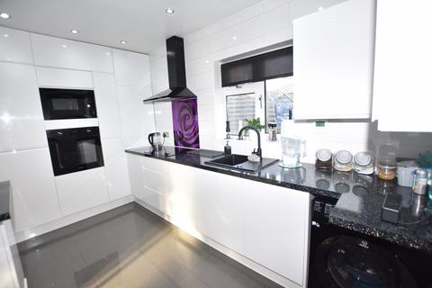 49 Glapton Lane, Clifton, Nottingham, NG11 8ED