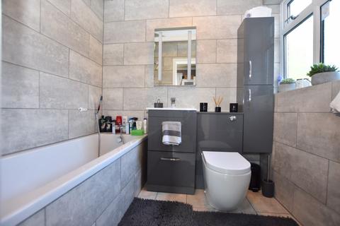 49 Glapton Lane, Clifton, Nottingham, NG11 8ED