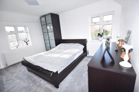 49 Glapton Lane, Clifton, Nottingham, NG11 8ED