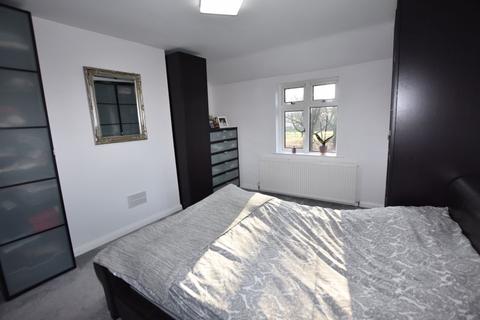 49 Glapton Lane, Clifton, Nottingham, NG11 8ED